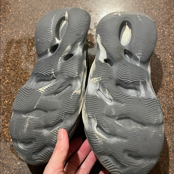 Gray and White Slip-On Shoes Yeezy foam runners 44/10.5-11 - Picture 6 of 7